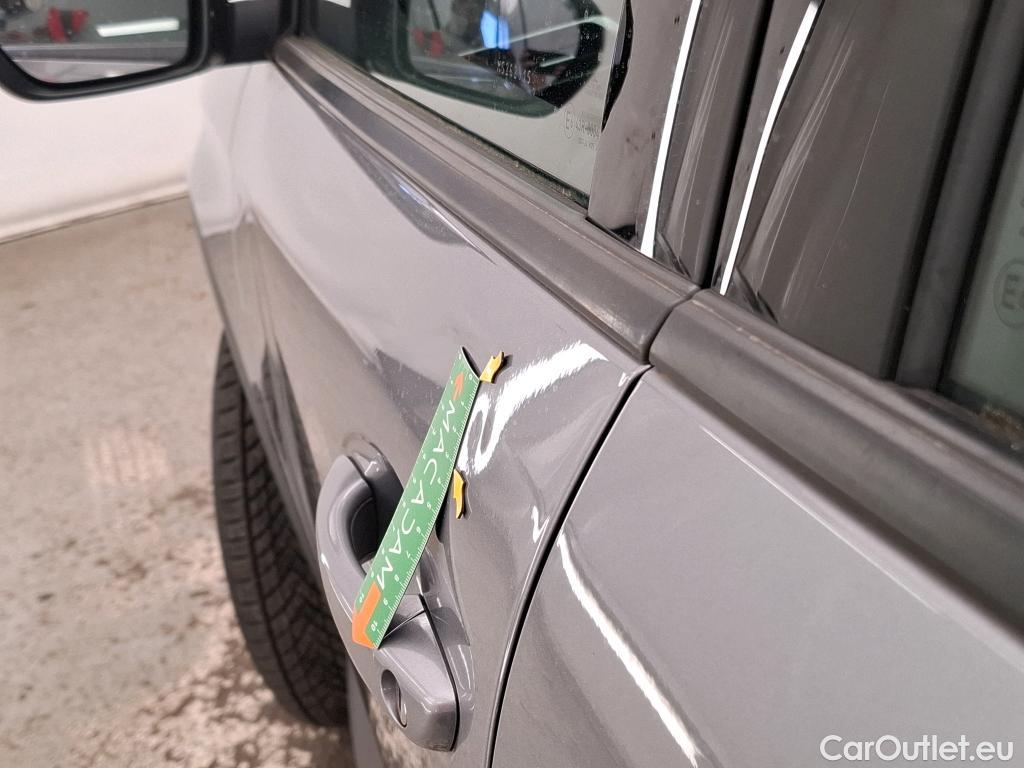  Peugeot  3008  Active Pack 1.5 HDi 130CV BVA8 E6d #8