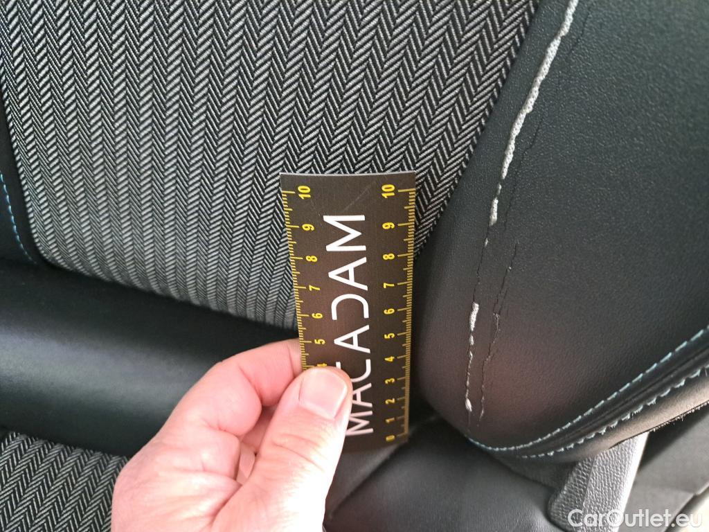  Peugeot  3008  Allure Pack 1.5 HDi 130CV BVM6 E6d #25