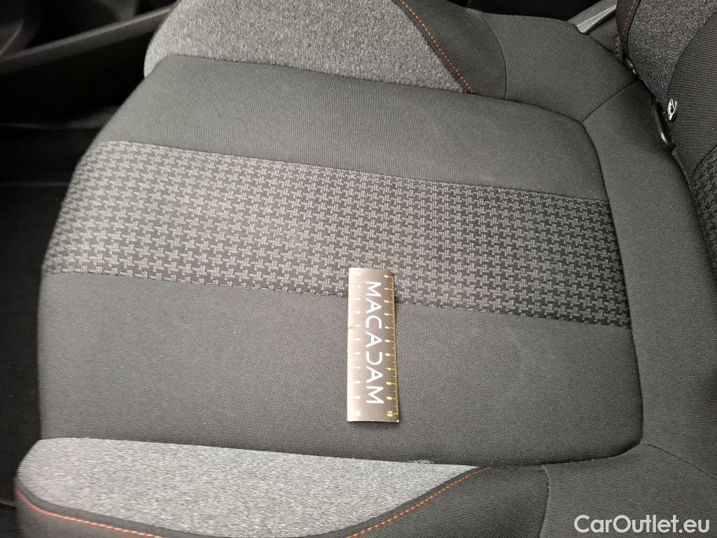  Peugeot  3008  Active Business 1.5 HDi 130CV BVM6 E6d #10