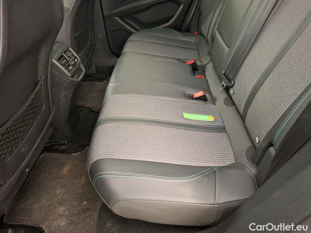  Peugeot  3008  Allure Pack 1.5 HDi 130CV BVA8 E6d #44