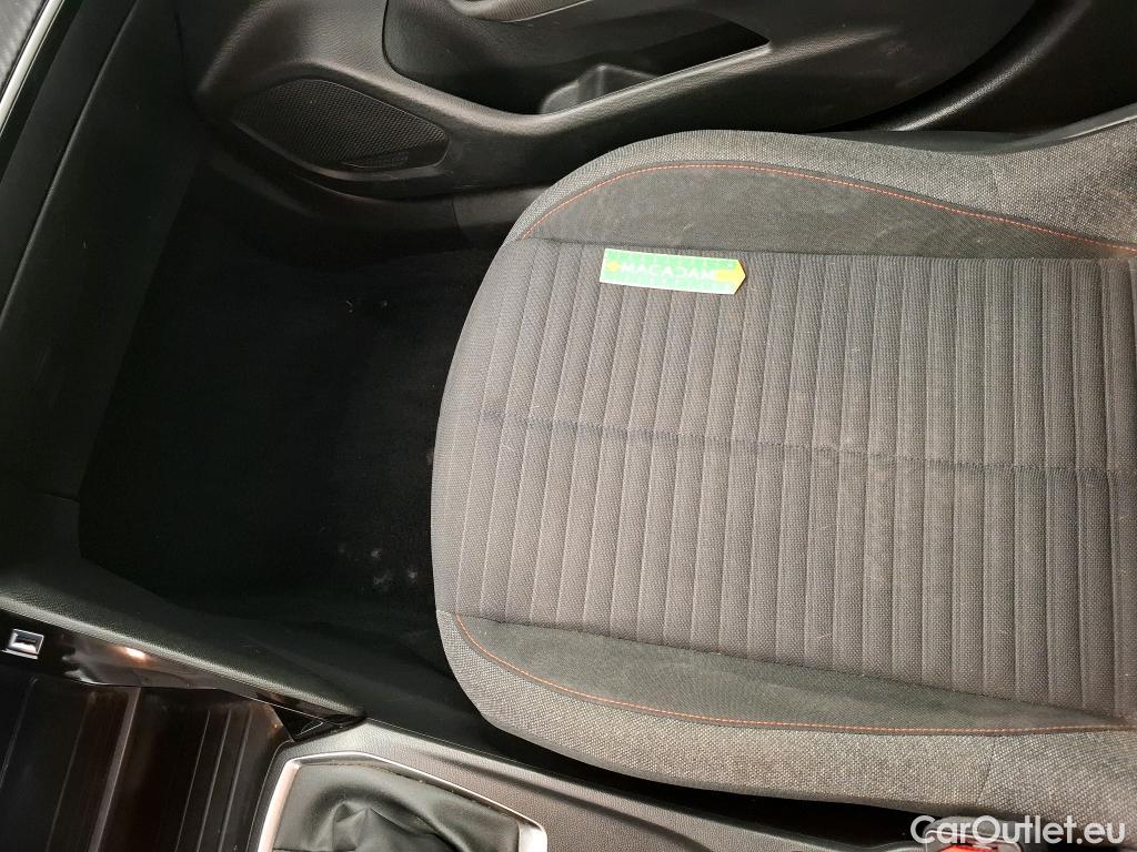  Peugeot  2008  Active Business 1.5 HDi 100CV BVM6 E6d #77