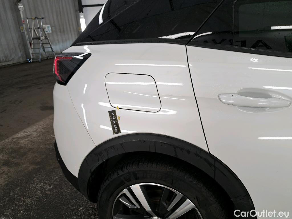  Peugeot  3008  Allure Pack 1.5 HDi 130CV BVM6 E6d #37