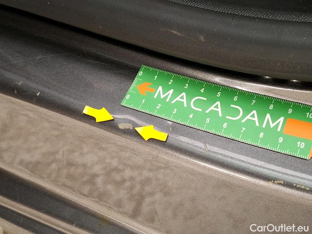  Peugeot  2008  Active Business 1.5 HDi 100CV BVM6 E6d #54