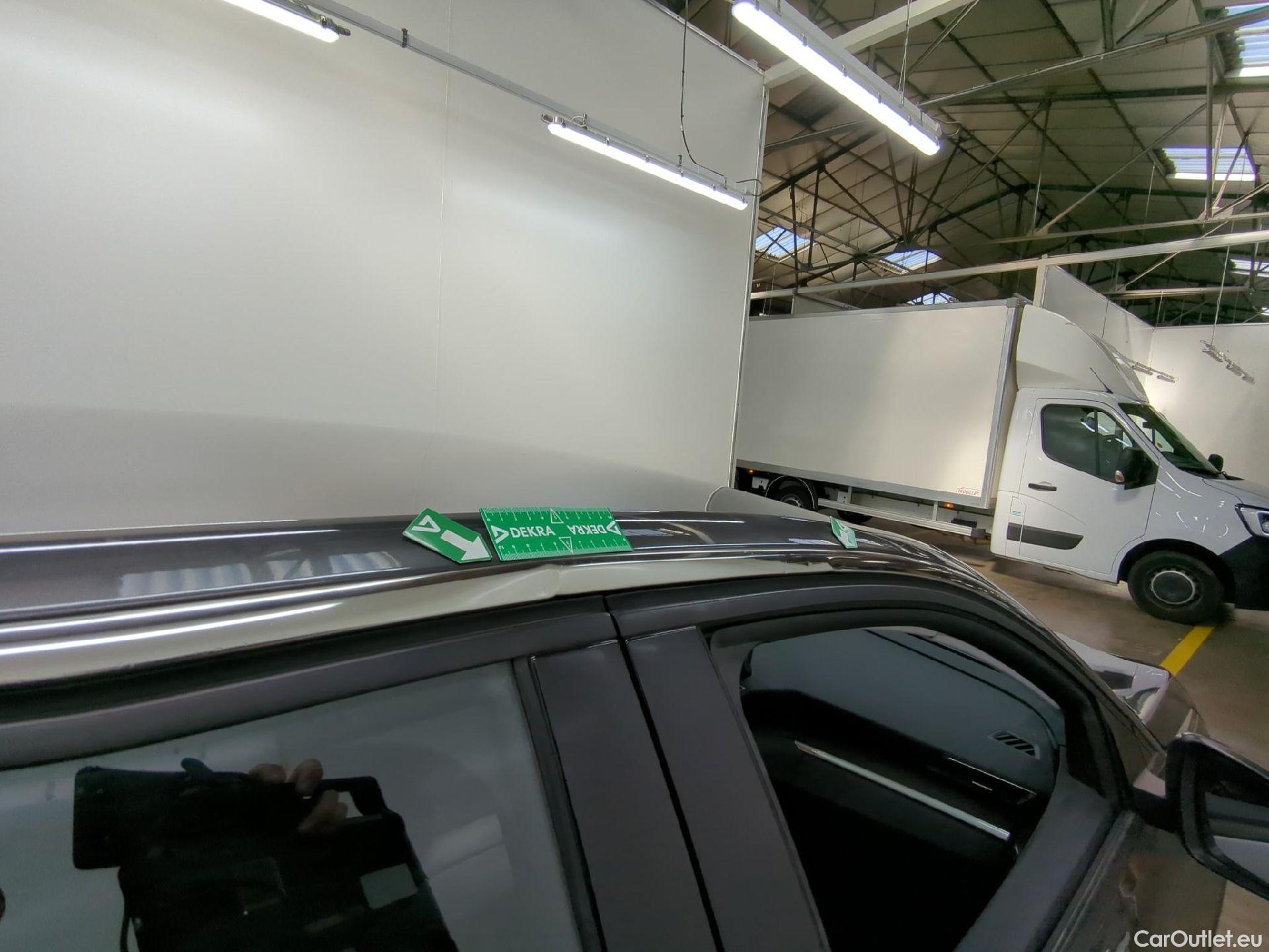  Peugeot  3008  II Active Pack 1.5 HDi 130CV BVA8 E6d #18