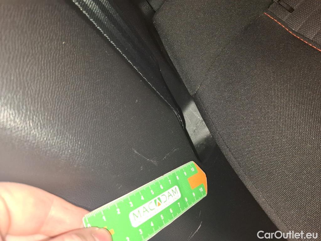  Peugeot  2008  Active Business 1.5 HDi 110CV BVM6 E6d #9