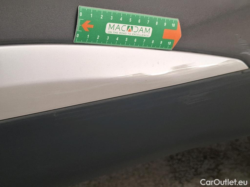  Peugeot  2008  Allure Business 1.2 PureTech 130CV BVA8 E6d #52