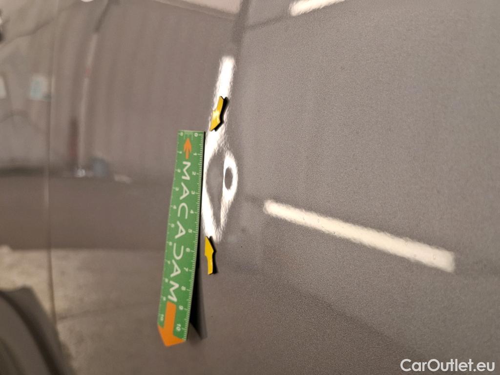  Peugeot  3008  Active Pack 1.5 HDi 130CV BVA8 E6d #2