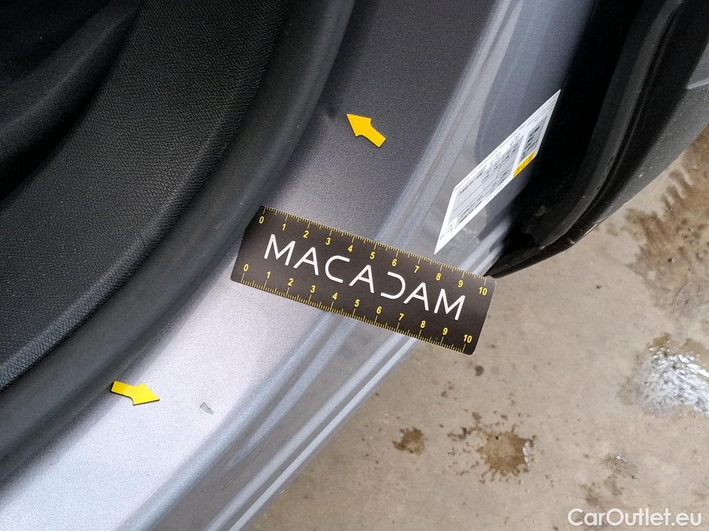  Peugeot  3008  Active Business 1.5 HDi 130CV BVA8 E6d #32