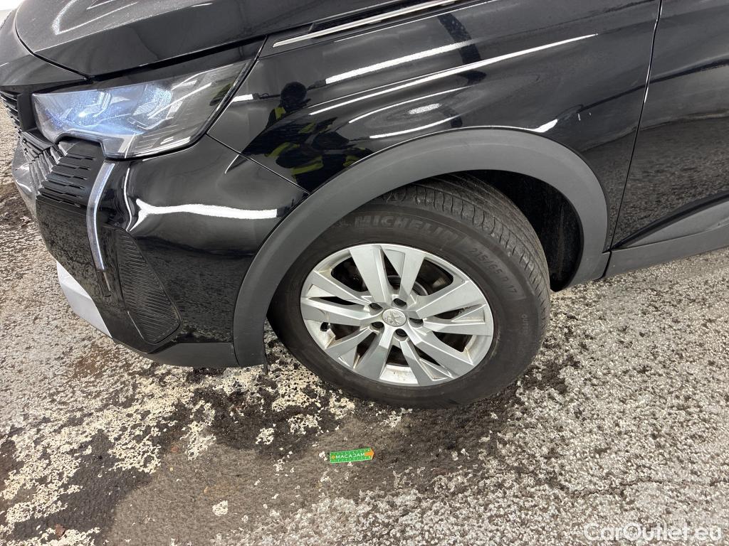  Peugeot  3008 PEUGEOT  / 2020 / 5P / SUV BlueHDi 130 S&S EAT8 Active Busine #4