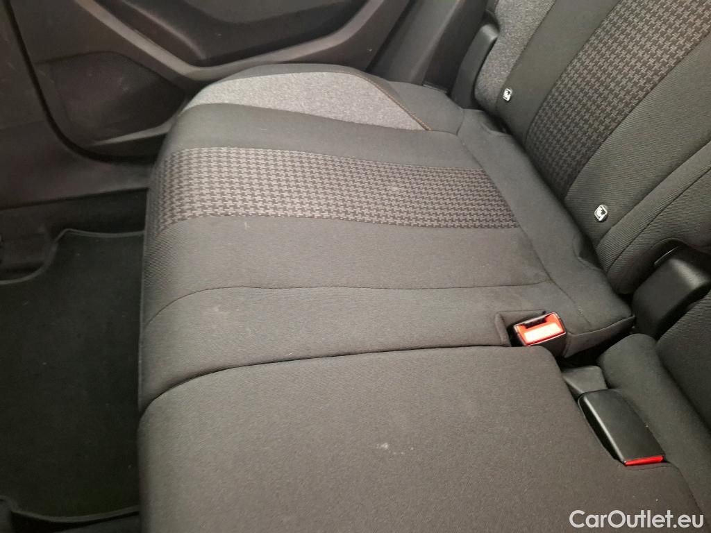  Peugeot  3008  Active Pack 1.5 HDi 130CV BVA8 E6d #17