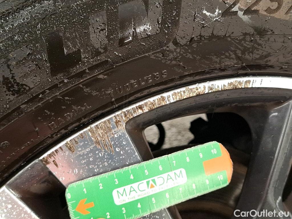  Peugeot  5008  Allure Pack 1.5 HDi 130CV BVM6 7 Sieges E6d #18