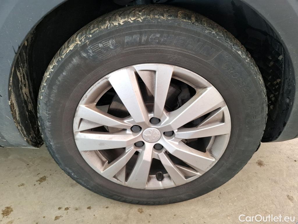  Peugeot  5008  Active Business 1.5 HDi 130CV BVA8 7 Sieges E6d #21