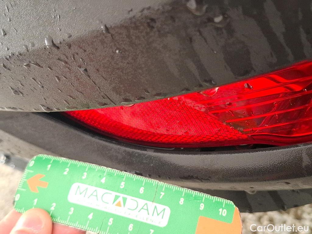  Peugeot  5008  Allure Pack 1.5 HDi 130CV BVM6 7 Sieges E6d #30