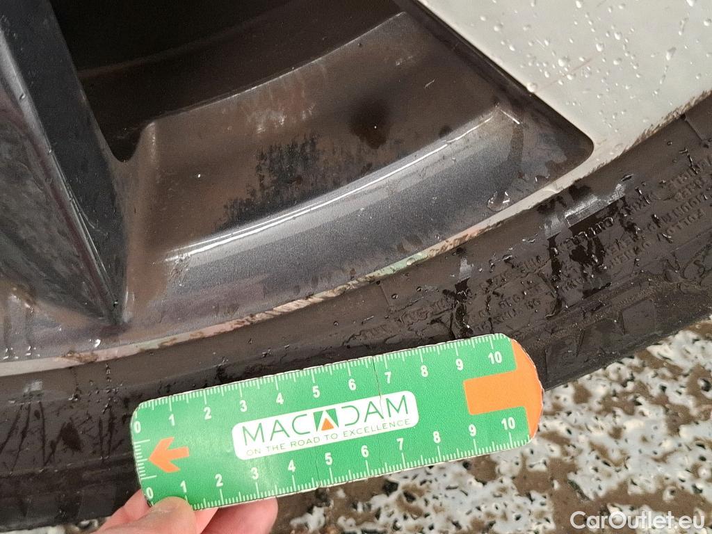  Peugeot  5008  Allure Pack 1.5 HDi 130CV BVM6 7 Sieges E6d #22