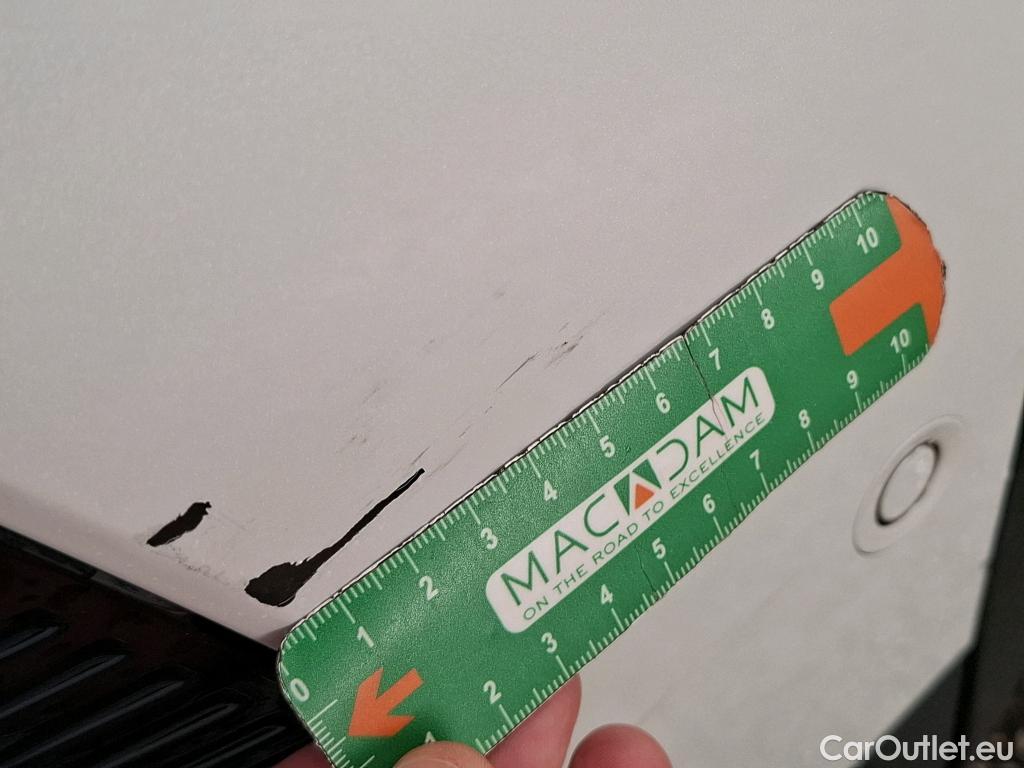  Peugeot  5008  Allure Pack 1.5 HDi 130CV BVM6 7 Sieges E6d #48