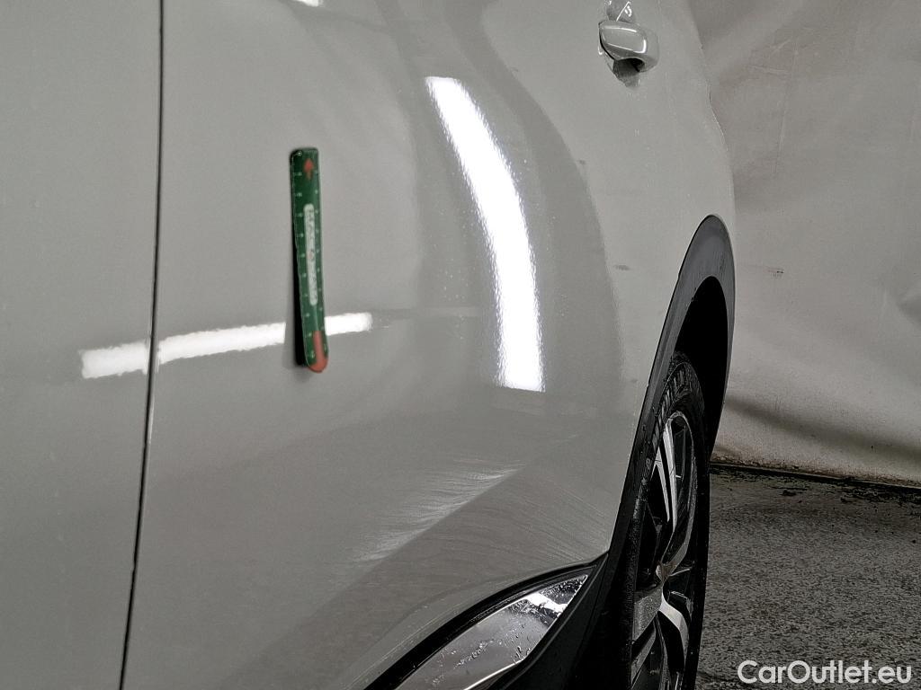  Peugeot  5008  Allure Pack 1.5 HDi 130CV BVM6 7 Sieges E6d #8