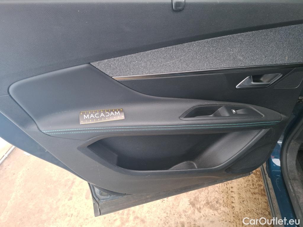  Peugeot  5008  Allure Pack 1.5 HDi 130CV BVA8 7 Sieges E6d #18