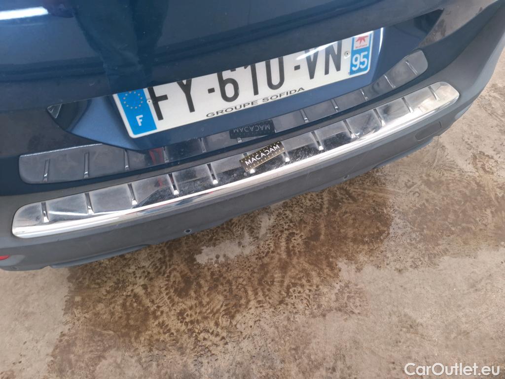  Peugeot  5008  Allure Pack 1.5 HDi 130CV BVA8 7 Sieges E6d #2