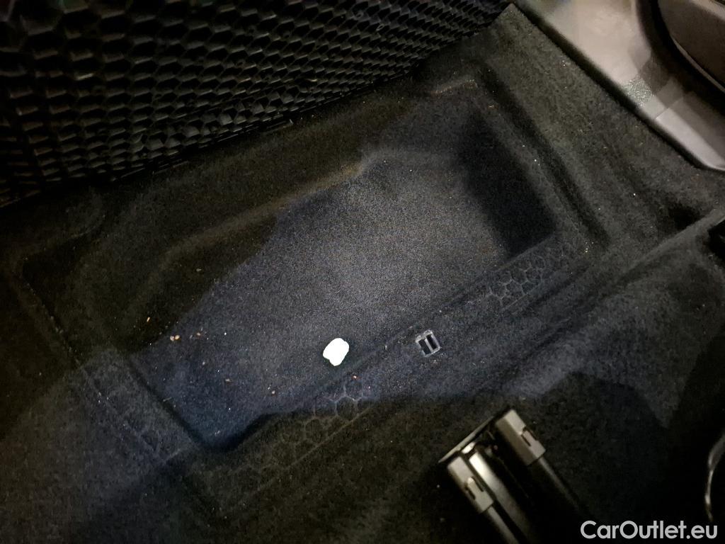  Peugeot  5008  Allure Pack 1.5 HDi 130CV BVM6 7 Sieges E6d #32