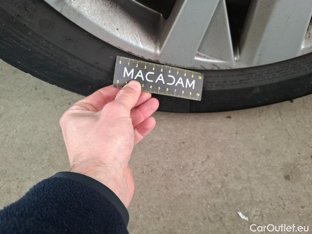  Peugeot  5008  Active Business 1.5 HDi 130CV BVA8 7 Sieges E6d #34