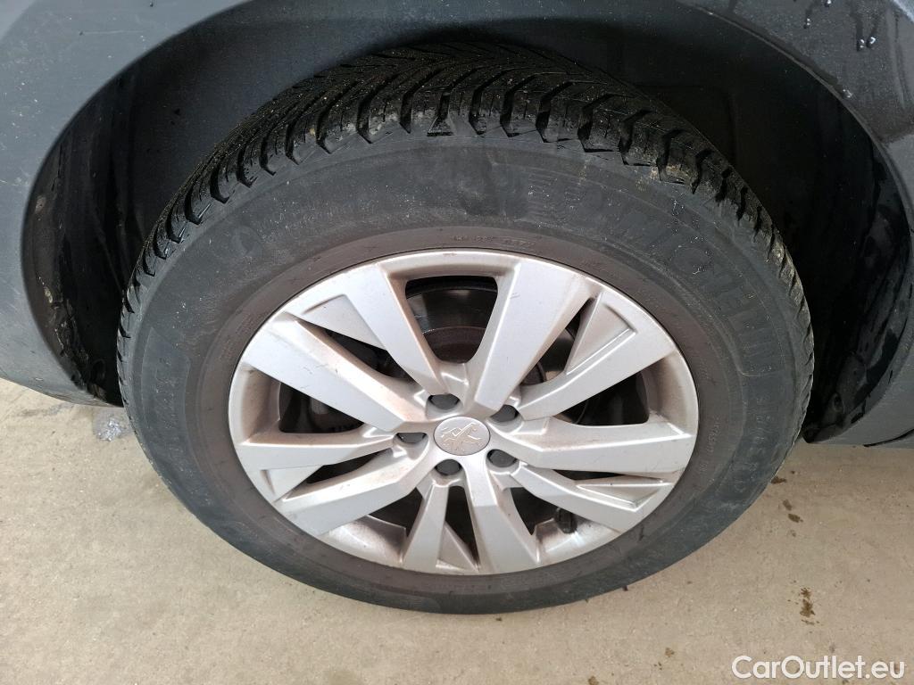  Peugeot  5008  Active Business 1.5 HDi 130CV BVA8 7 Sieges E6d #32