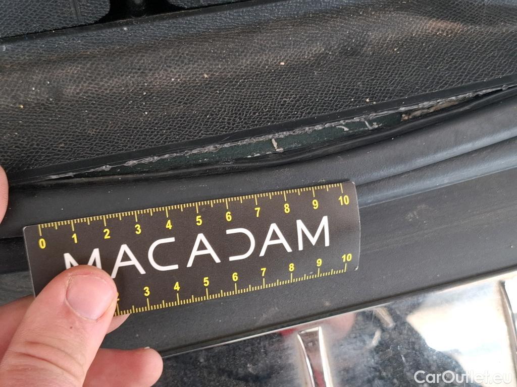  Peugeot  5008  Allure Pack 1.5 HDi 130CV BVA8 7 Sieges E6d #45