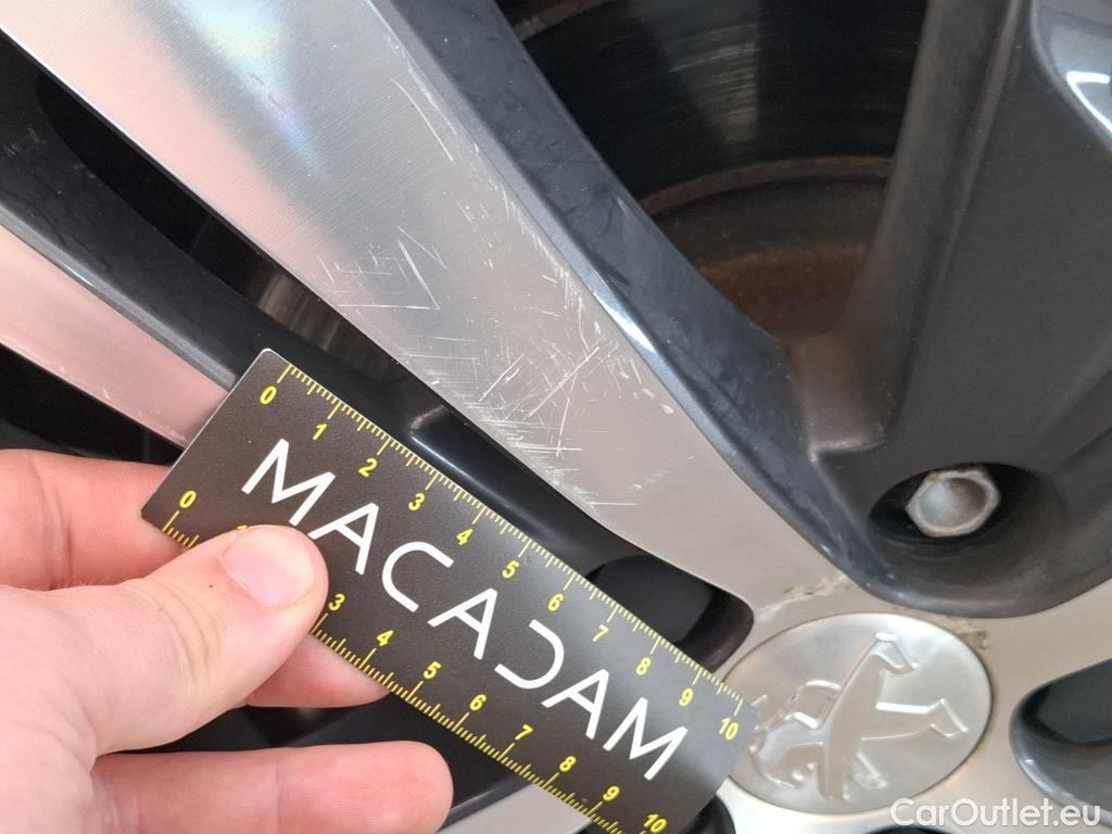  Peugeot  5008  Allure Pack 1.5 HDi 130CV BVA8 7 Sieges E6d #10