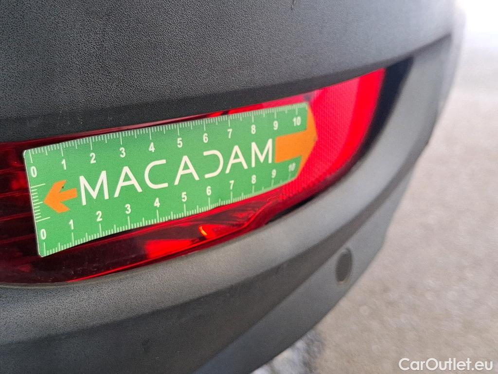  Peugeot  5008  Active Business 1.2 PureTech 130CV BVM6 E6d #164