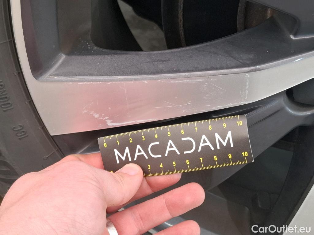  Peugeot  5008  Allure Pack 1.5 HDi 130CV BVA8 7 Sieges E6d #11