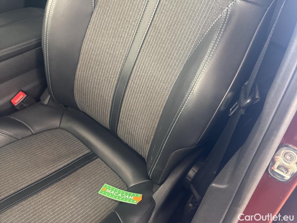  Peugeot  5008  Allure 1.5 HDi 130CV BVA8 7 Sieges E6d #25