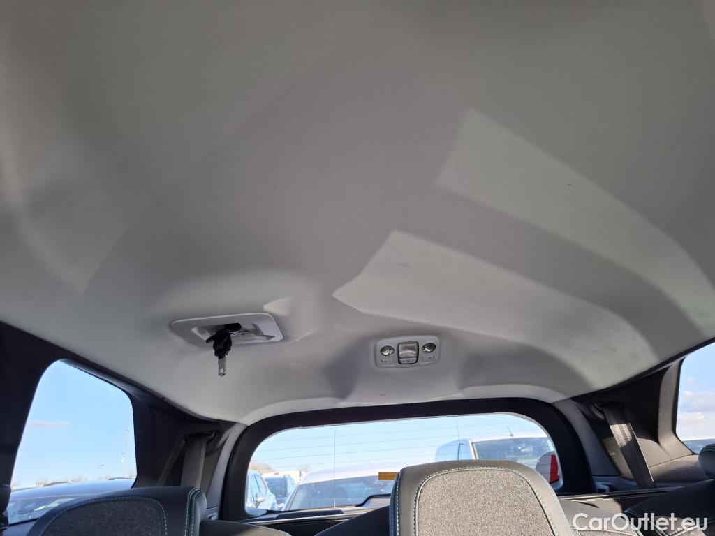  Peugeot  5008  Allure Pack 1.2 PureTech 130CV BVA8 7 Sieges E6d #80