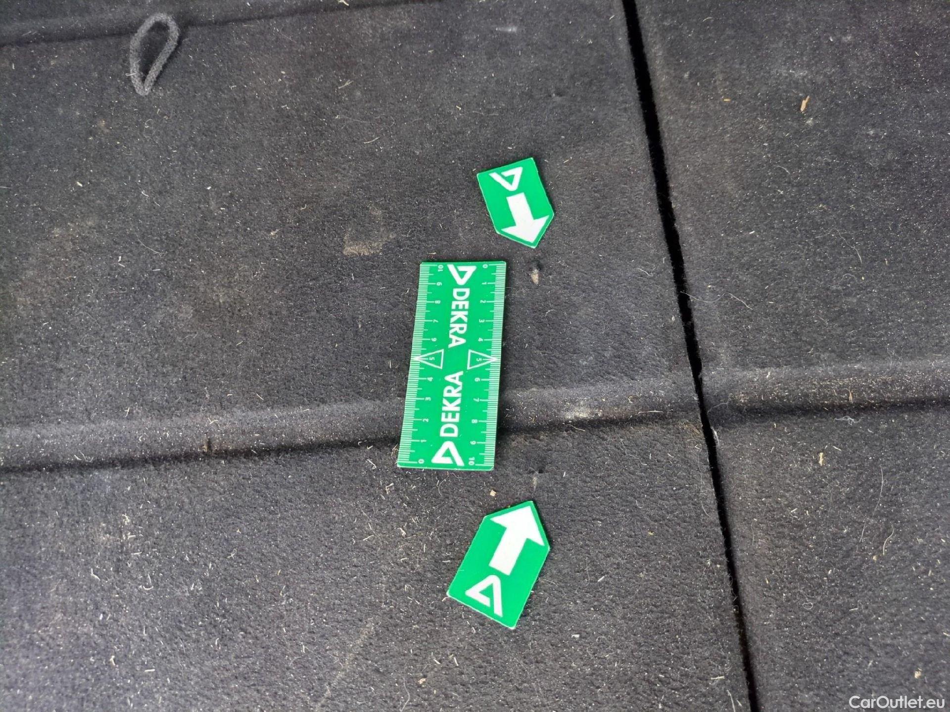  Peugeot  5008  Active Business 1.5 HDi 130CV BVA8 E6dT #40