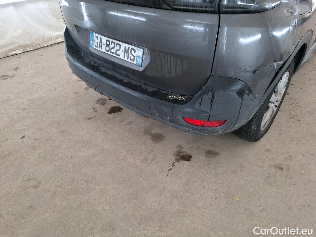  Peugeot  5008  Active Business 1.5 HDi 130CV BVA8 7 Sieges E6d #44