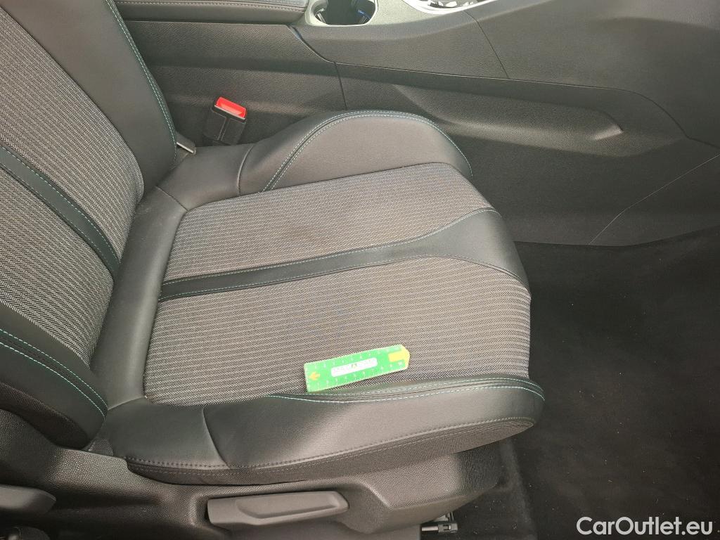  Peugeot  5008  Allure Pack 1.2 PureTech 130CV BVA8 7 Sieges E6d #19