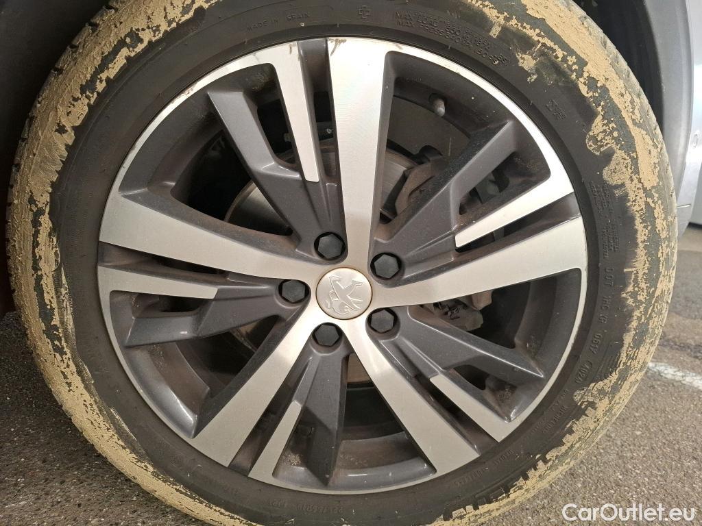  Peugeot  5008  Allure Pack 1.2 PureTech 130CV BVA8 7 Sieges E6d #63