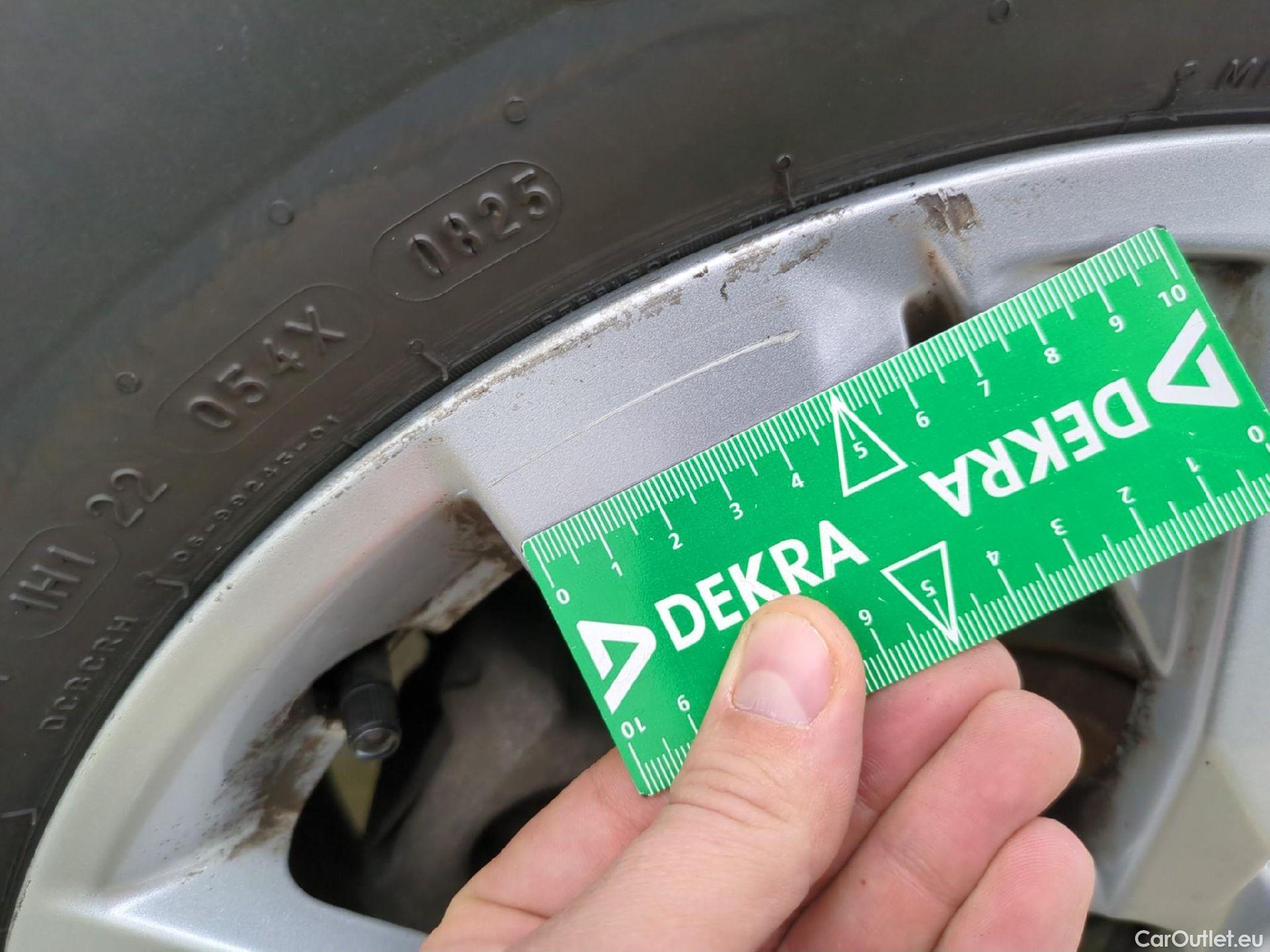  Peugeot  5008  Active Business 1.5 HDi 130CV BVA8 E6dT #74