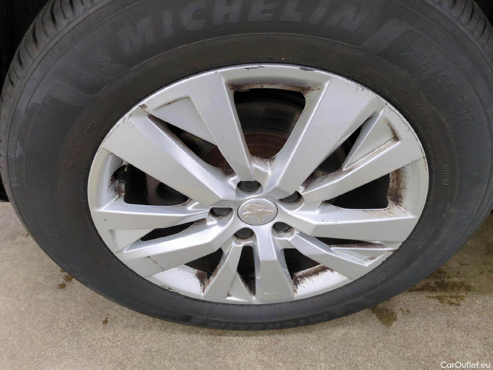  Peugeot  5008  Active Business 1.5 HDi 130CV BVA8 E6dT #72