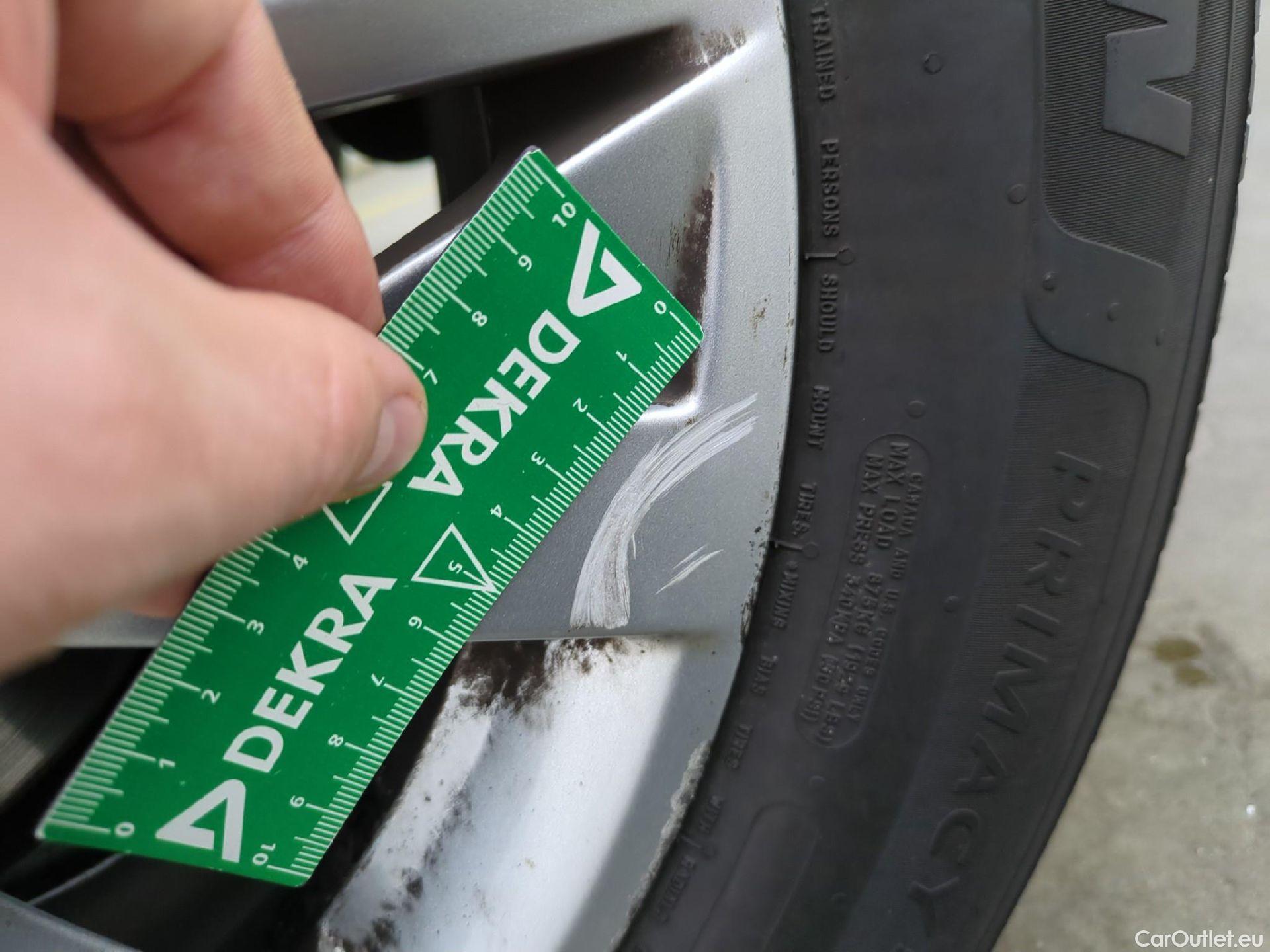  Peugeot  5008  Active Business 1.5 HDi 130CV BVA8 E6dT #64