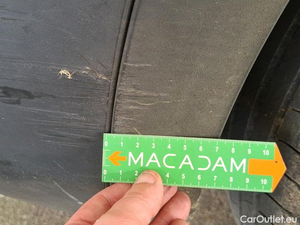  Peugeot  5008  Allure Pack 1.2 PureTech 130CV BVA8 7 Sieges E6d #74