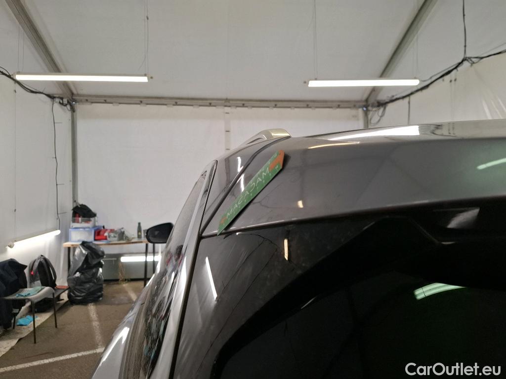  Peugeot  5008  Allure Pack 1.2 PureTech 130CV BVA8 7 Sieges E6d #93