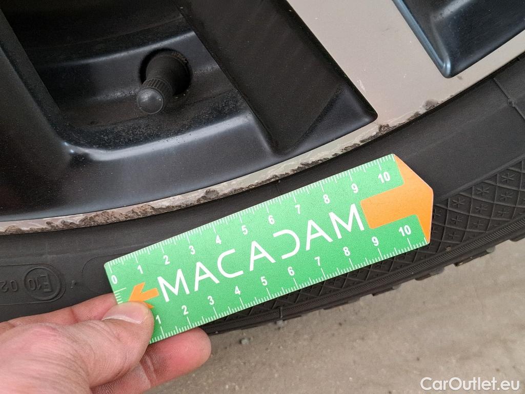  Peugeot  5008 PEUGEOT  / 2020 / 5P / SUV BlueHDi 130 S&S EAT8 GT Pack #10