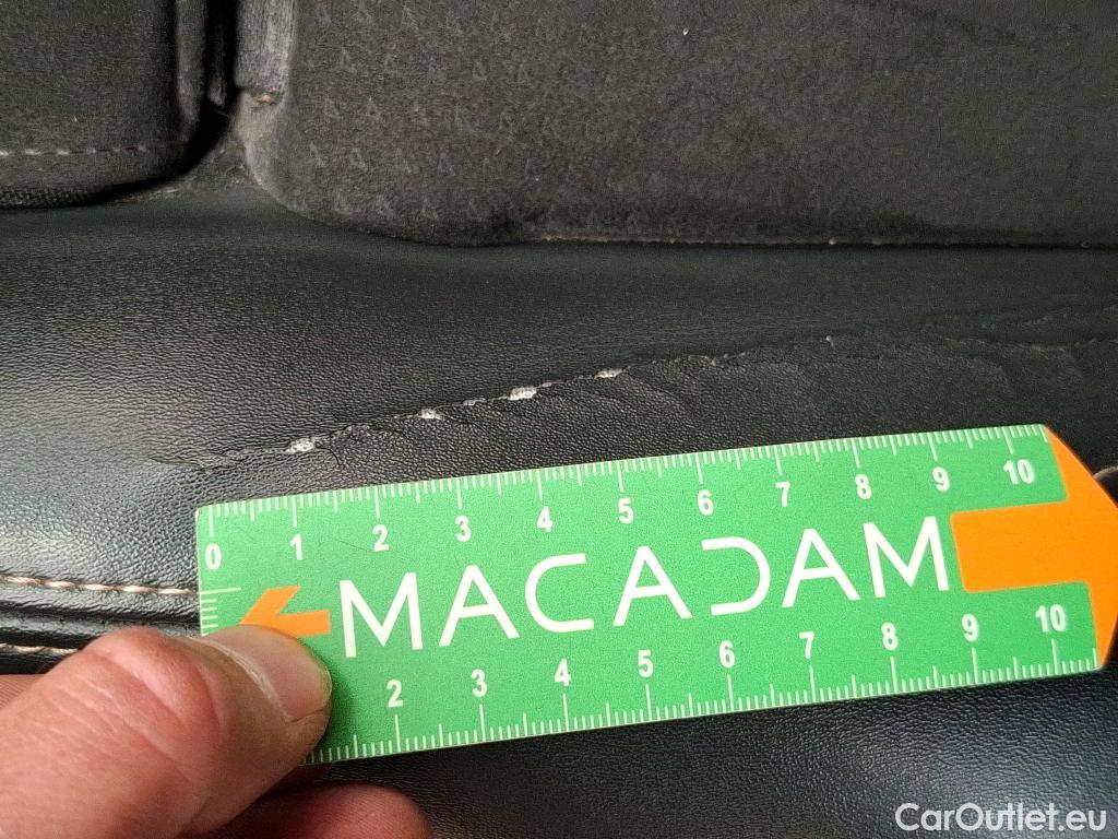  Peugeot  5008 PEUGEOT  / 2020 / 5P / SUV BlueHDi 130 S&S EAT8 GT Pack #4