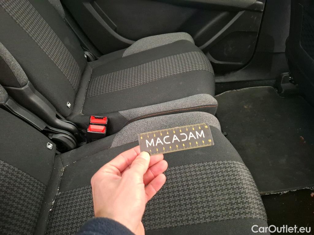  Peugeot  5008  Active Business 1.5 HDi 130CV BVA8 7 Sieges E6d #50