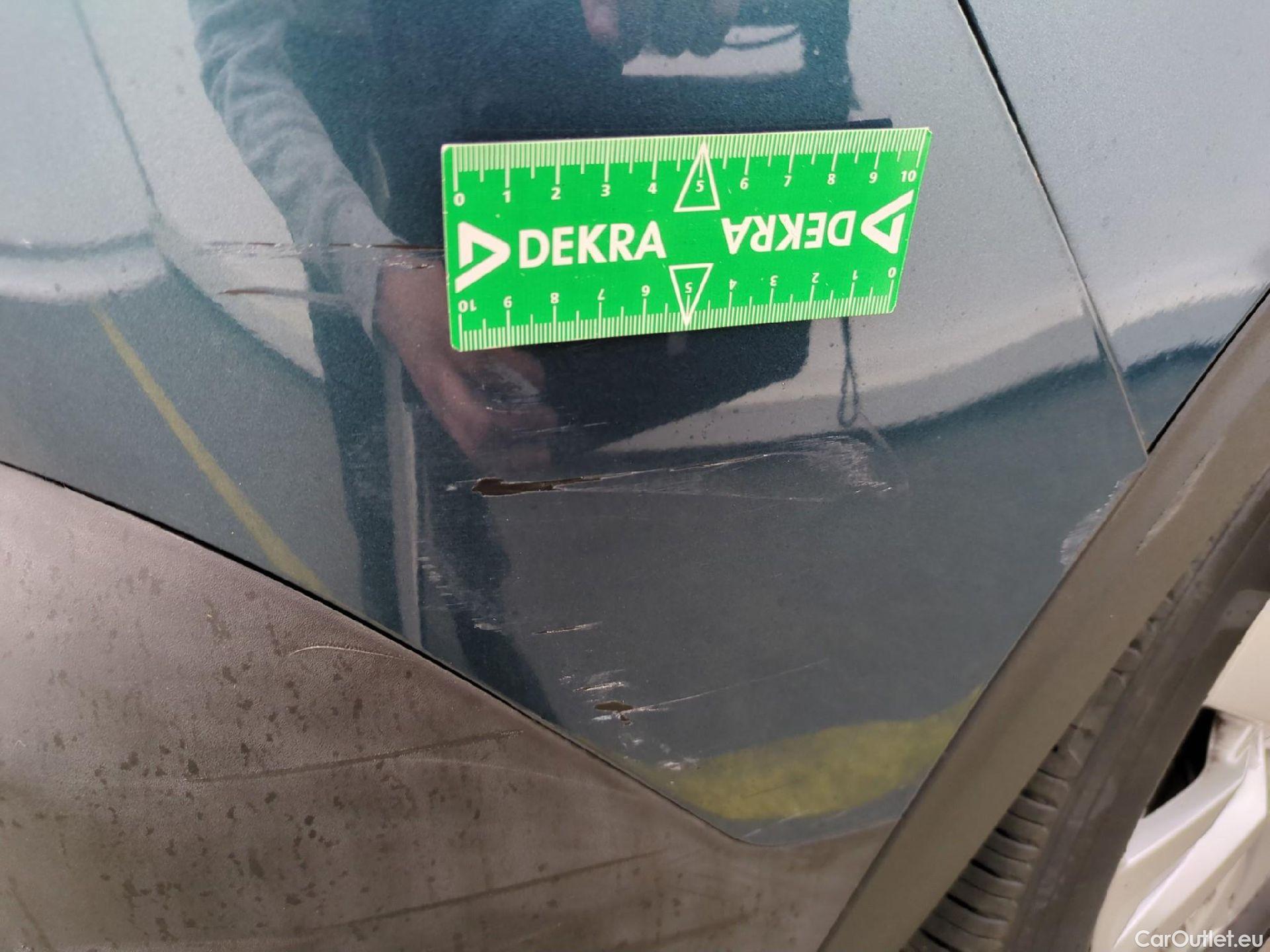  Peugeot  5008  Active Business 1.5 HDi 130CV BVA8 E6dT #120