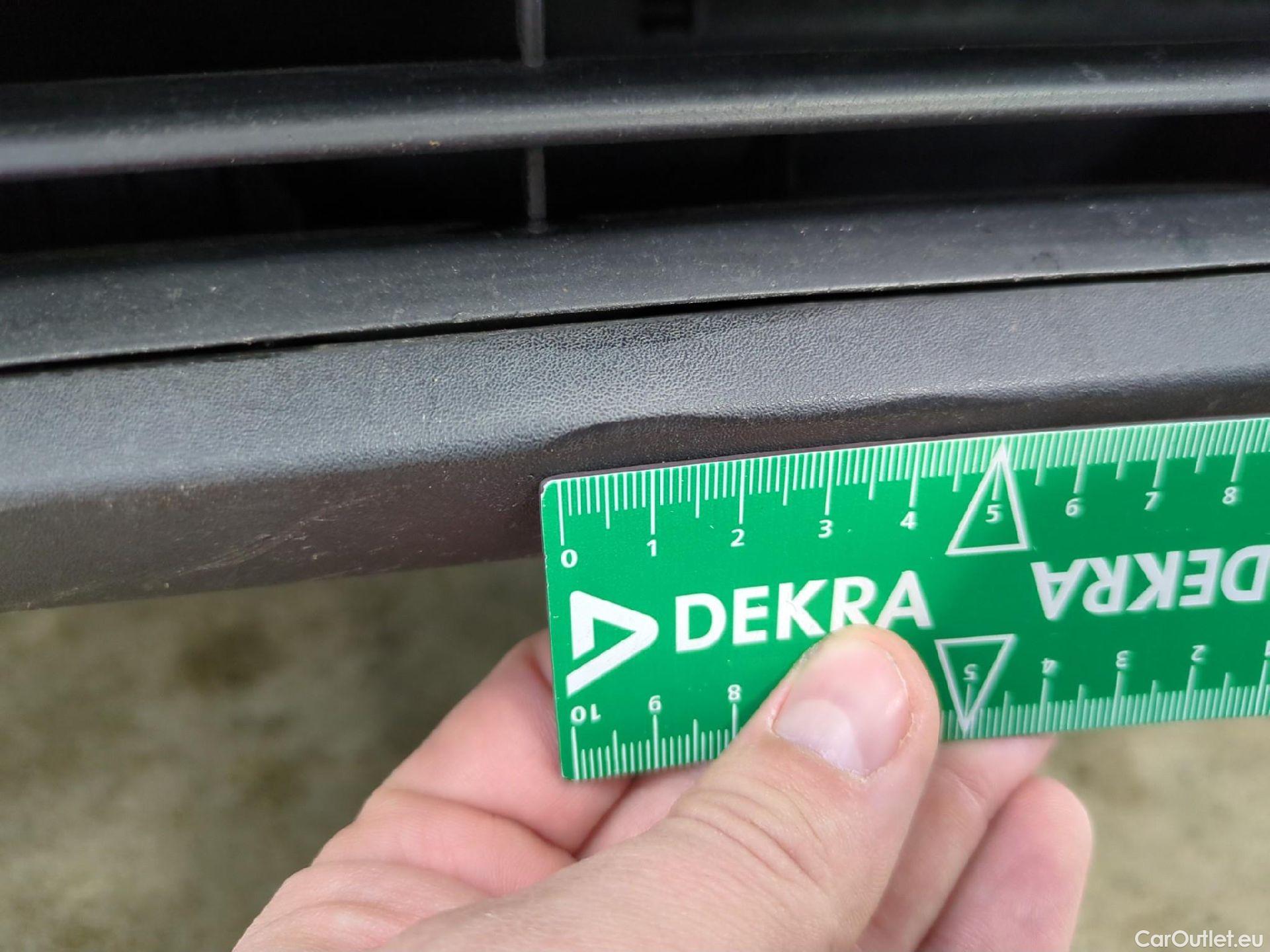  Peugeot  5008  Active Business 1.5 HDi 130CV BVA8 E6dT #95