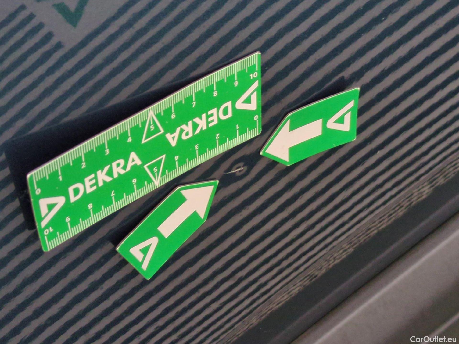  Peugeot  5008  Active Business 1.5 HDi 130CV BVA8 E6dT #101