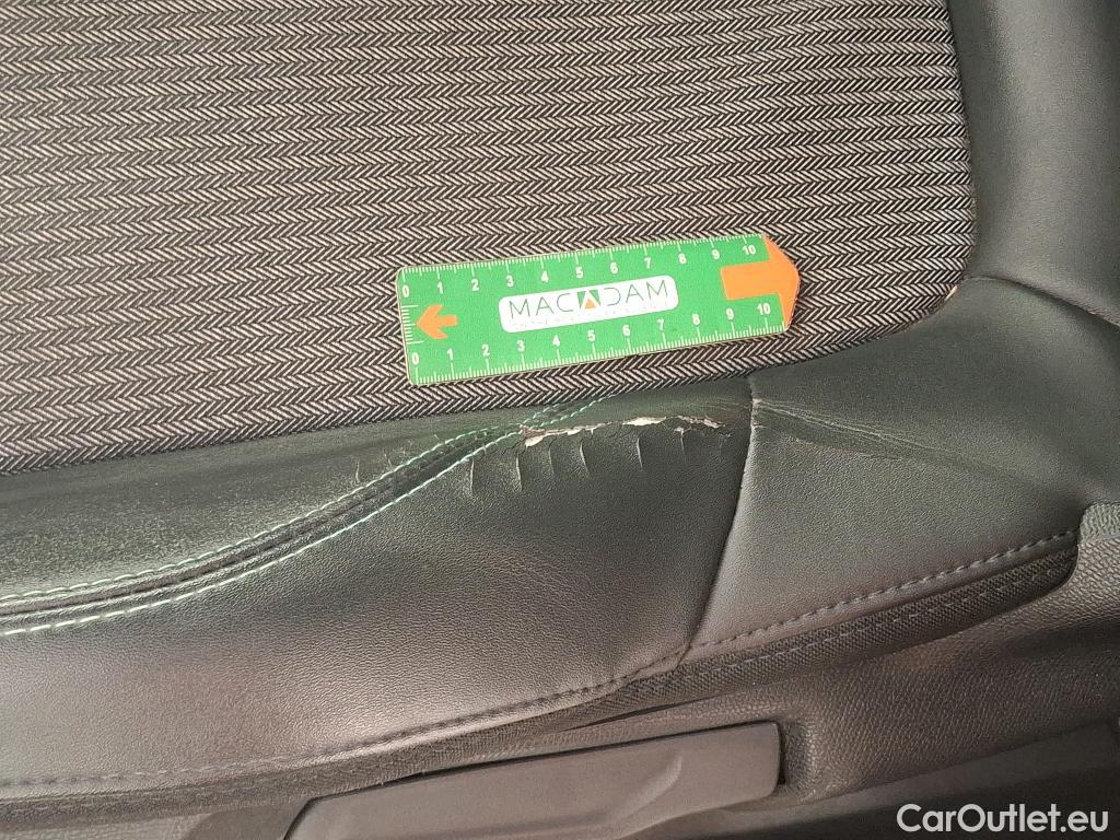  Peugeot  5008  Allure Pack 1.2 PureTech 130CV BVA8 7 Sieges E6d #8