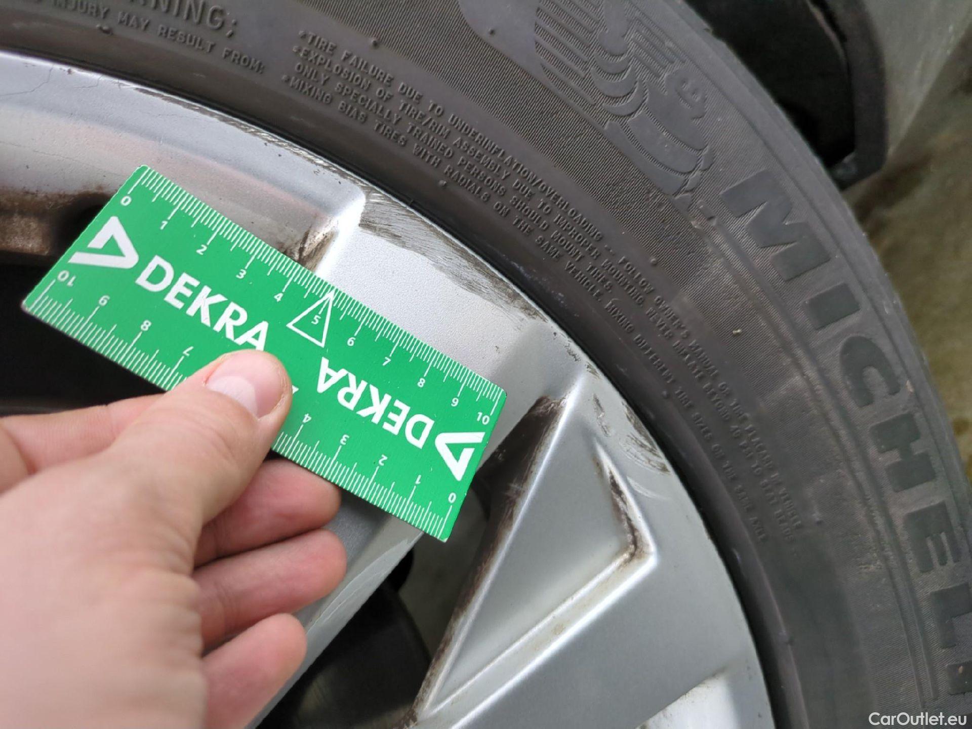  Peugeot  5008  Active Business 1.5 HDi 130CV BVA8 E6dT #62