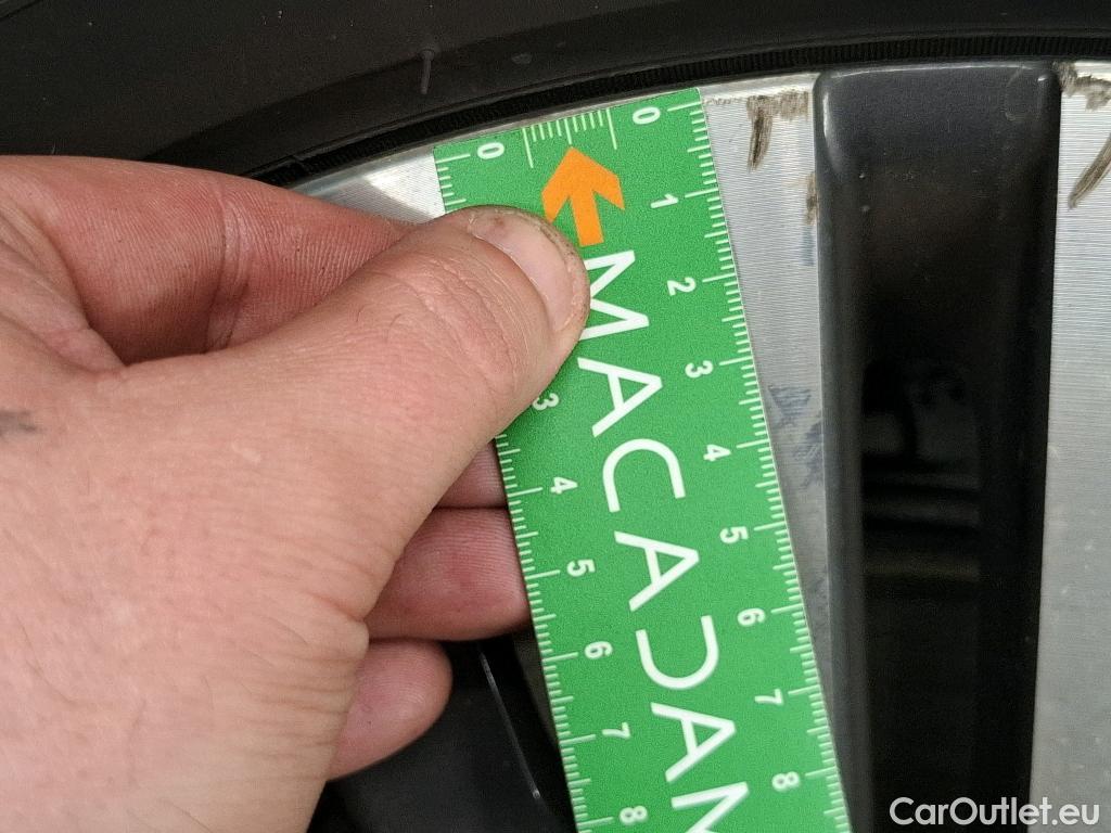  Peugeot  5008  Allure Pack 1.2 PureTech 130CV BVA8 7 Sieges E6d #64