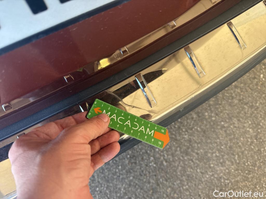  Peugeot  5008  Allure 1.5 HDi 130CV BVA8 7 Sieges E6d #9